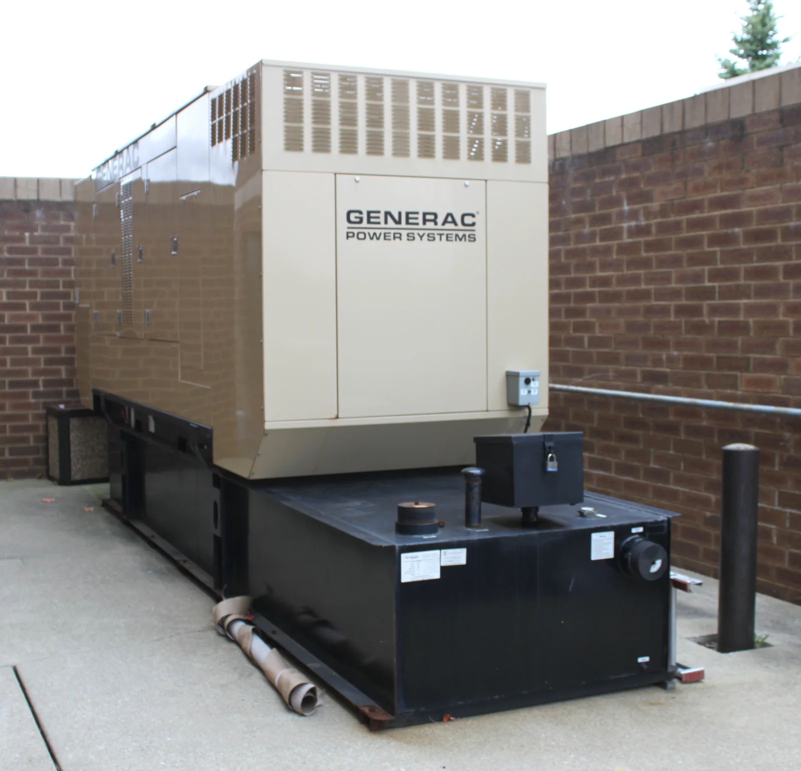 Real photograph illustrating generator electrical installation